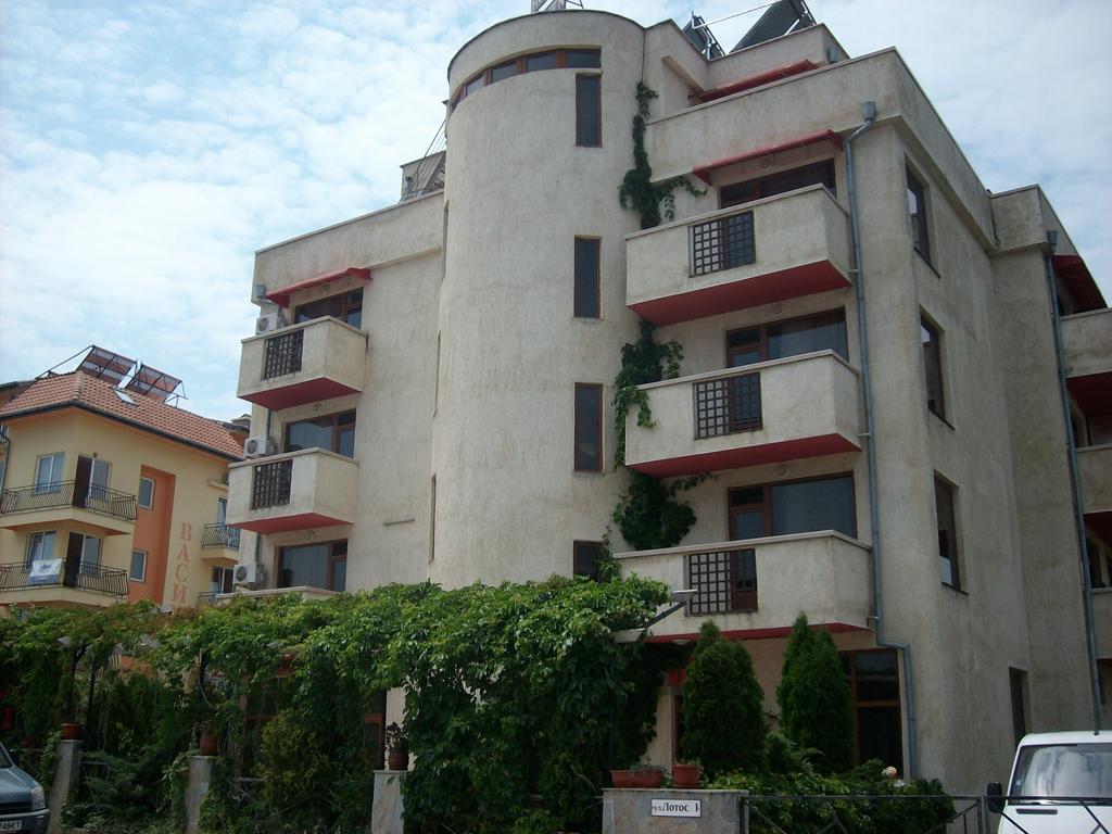 Hotel Neven Primorsko Luaran gambar