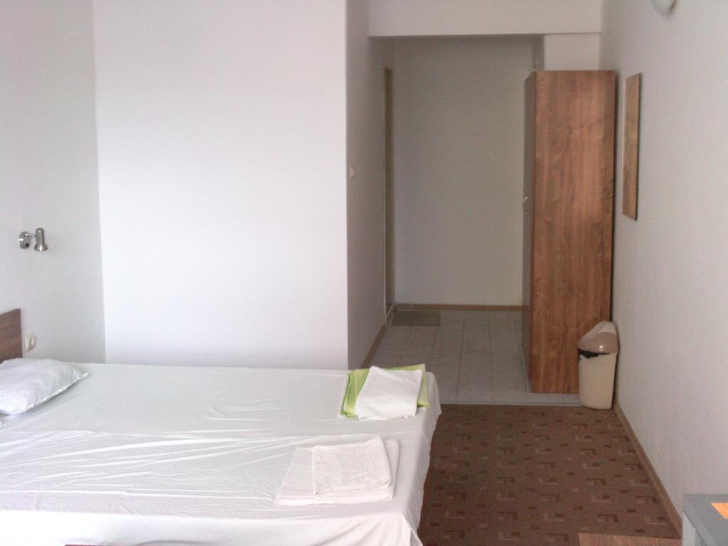 Hotel Neven Primorsko Luaran gambar