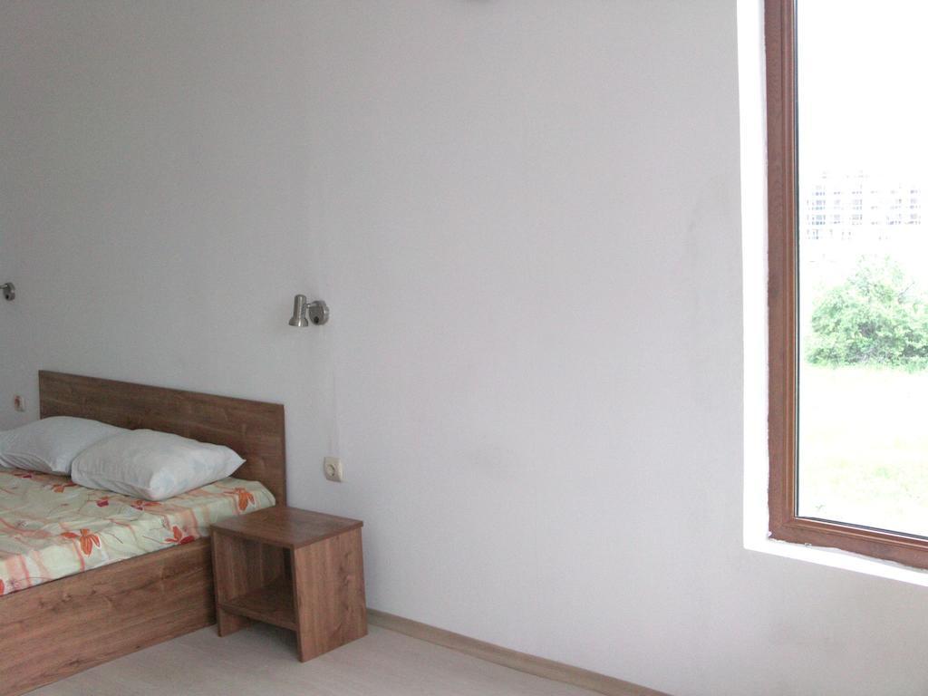 Hotel Neven Primorsko Bilik gambar