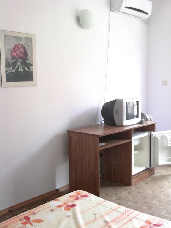 Hotel Neven Primorsko Luaran gambar