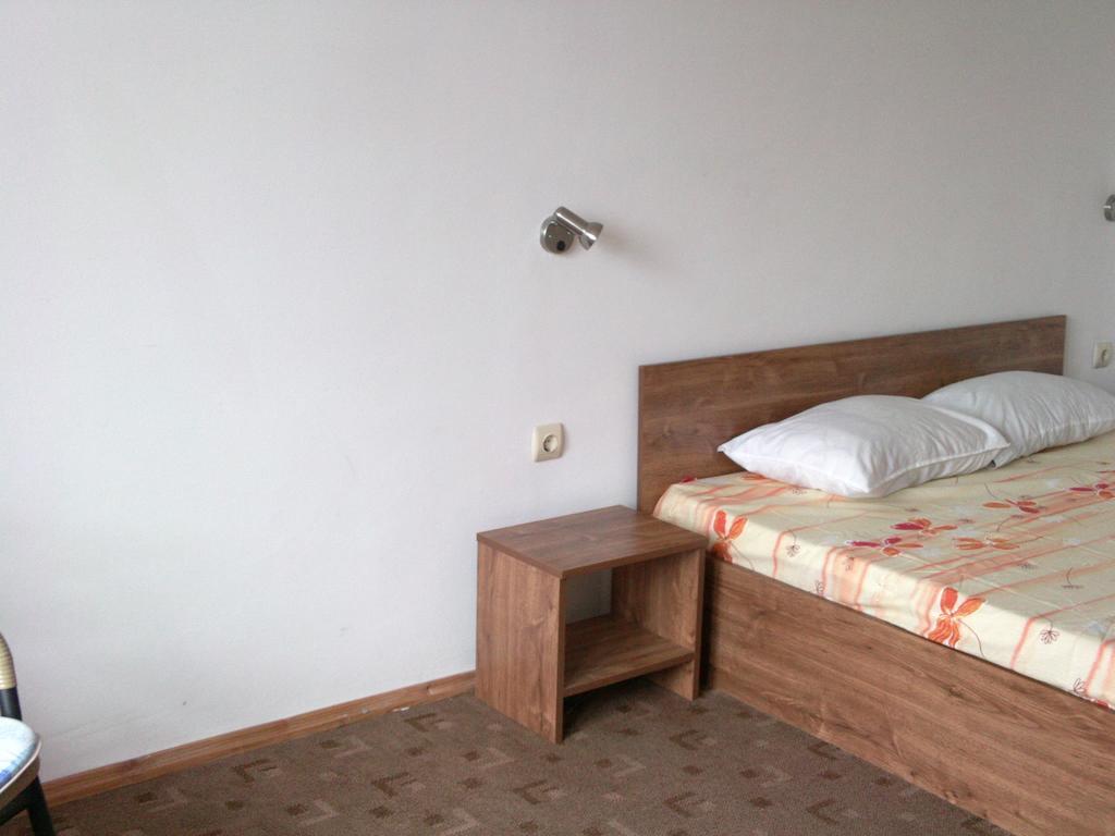 Hotel Neven Primorsko Luaran gambar