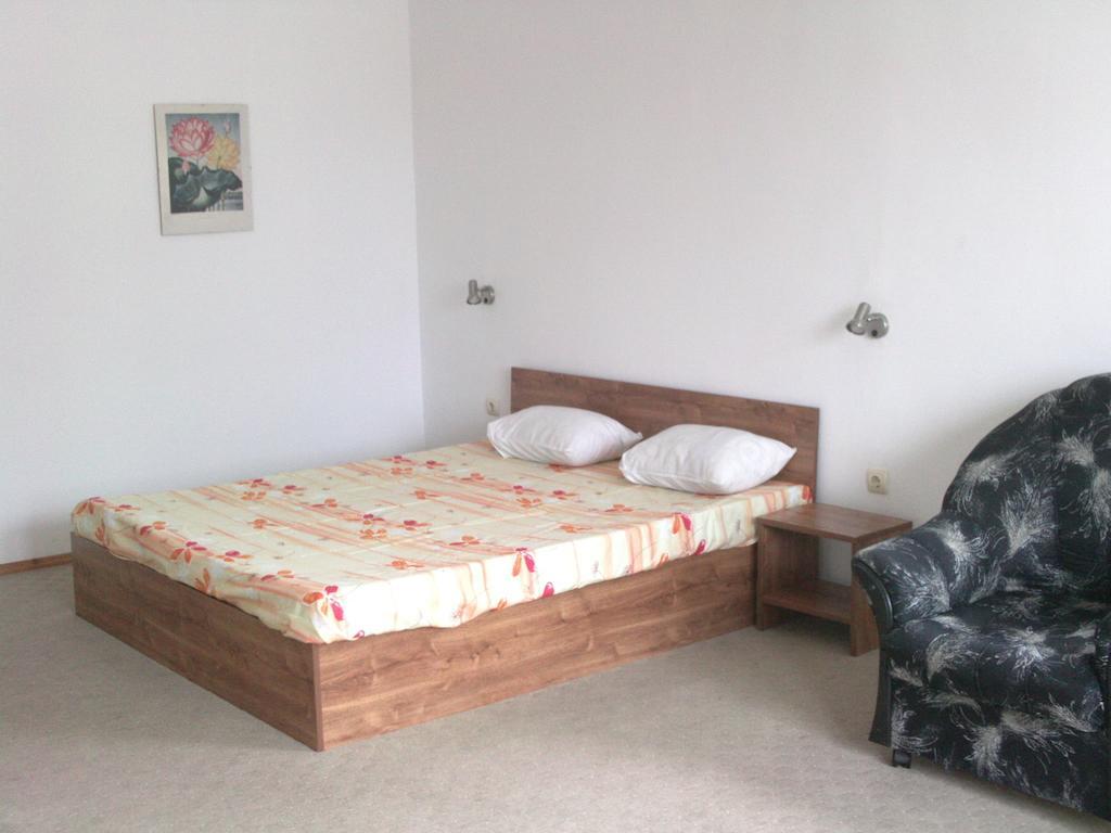 Hotel Neven Primorsko Luaran gambar